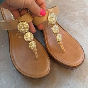 Toscanella Sz 9.5 Crystal Bling Hardware Heeled Sandals